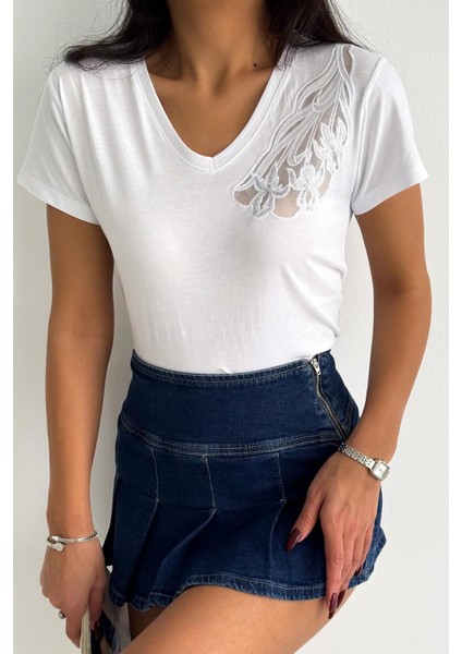 Tek Omuz Çiçek Tül Detay Tasarım Tişört