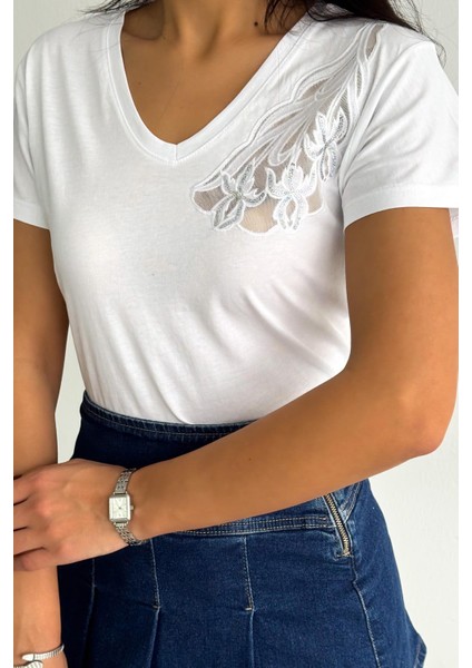 Tek Omuz Çiçek Tül Detay Tasarım Tişört indirimleri
