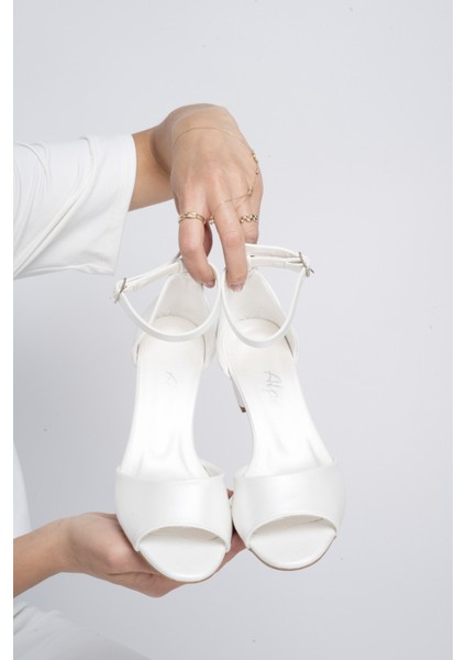 Sedef Kısa Topuklu Rahat Abiye Ayakkabı fırsatları