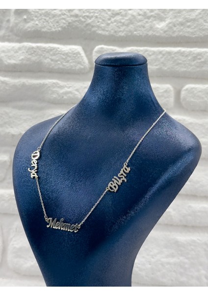 Isme Özel Aile Konseptli Kadın Gümüş Kolye