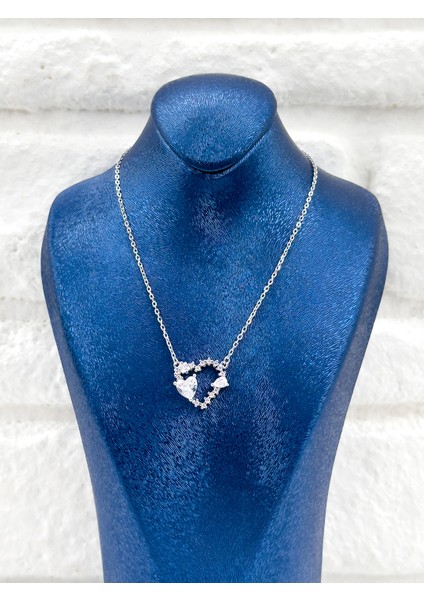 Zirkon Taşlı Kalpli Kadın Gümüş Kolye modelleri