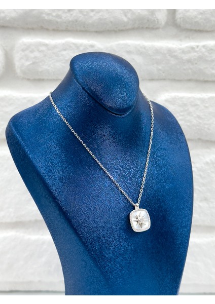 Sedef Taşlı Kuzey Yıldızı Kadın Gümüş Kolye - Yıldızlı Kolye modelleri