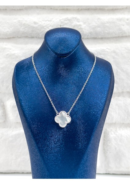 Tekli Sedef Taşlı Yonca Kadın Gümüş Kolye