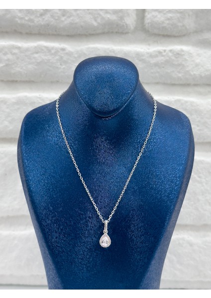 Spor Şık Tasarım Damla Model Kadın Gümüş Kolye