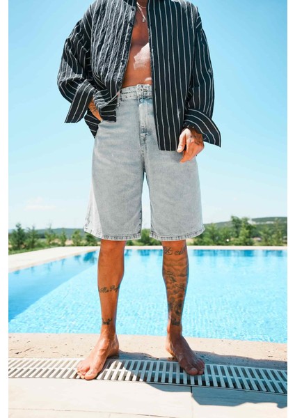 Erkek Süper Baggy Fit Bermuda Jean Şort Açık Mavi fırsatları
