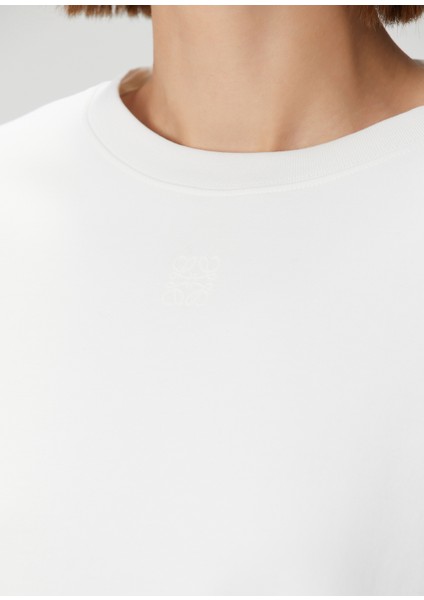 Beyaz Dökümlü T-Shirt indirimleri