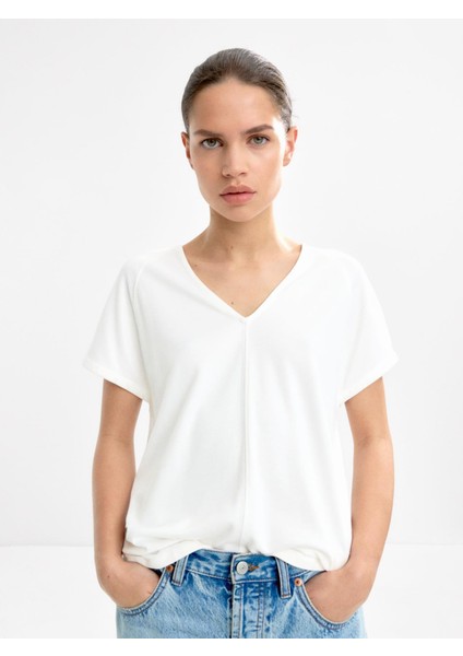 V-Yaka Basic T-Shirt fiyatları