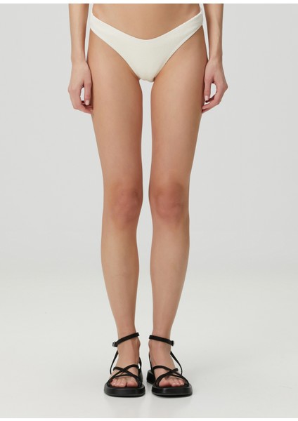 Beyaz Bikini Altı