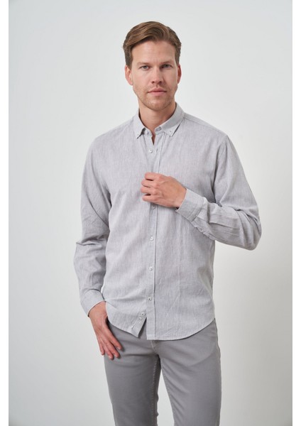Erkek Gri Keten Trend Dynamic Fit Düğmeli Yaka Gömlek