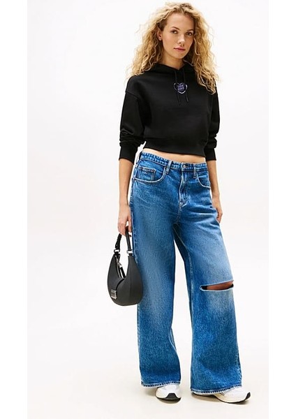Kadın Relaxed Fit Sırtı Kalp Baskılı Cropped Sweatshirt - Siyah fiyatları