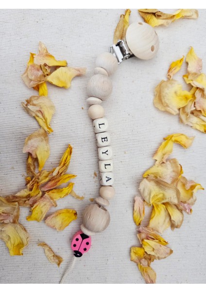 Pembe Uğurböcekli Isimli Bebek Emzik Zinciri Askısı