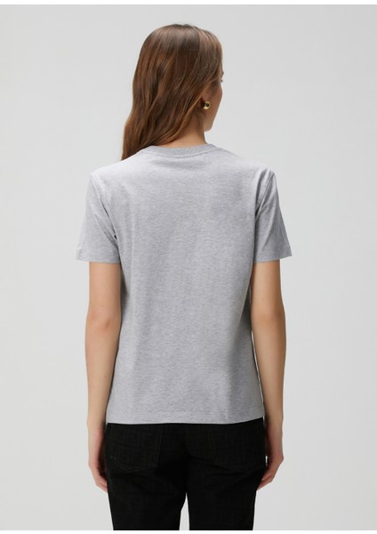 Gri Logo Nakışlı T-Shirt fırsatları