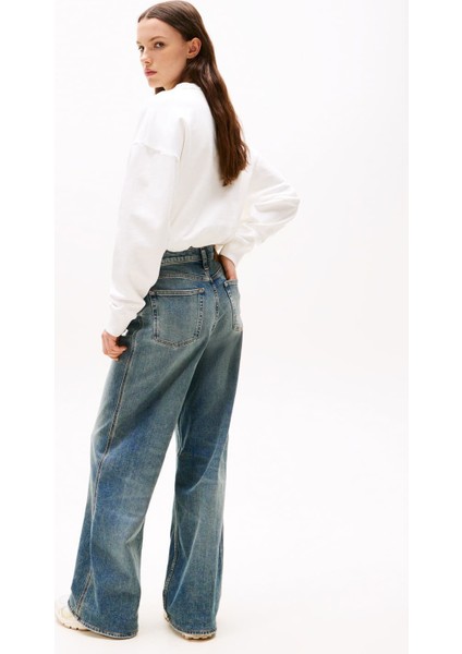 Kadın Crop Script Logolu Sweatshirt - Ekru modelleri