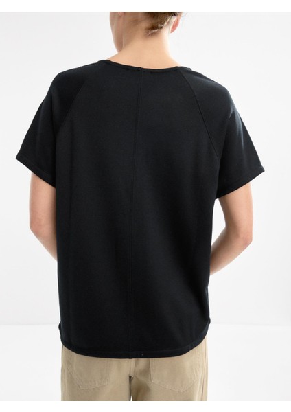 V-Yaka Basic T-Shirt fırsatları