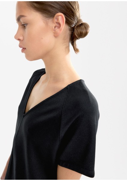 V-Yaka Basic T-Shirt indirimleri