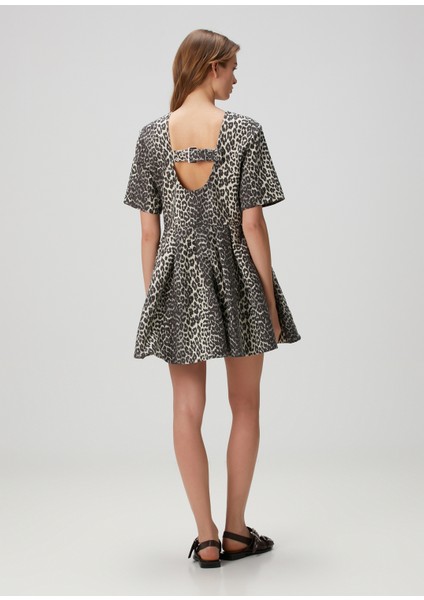 Leopar Desenli Mini Elbise fırsatları
