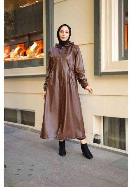 Kadın Kapüşonlu Uzun Deri Kap modelleri