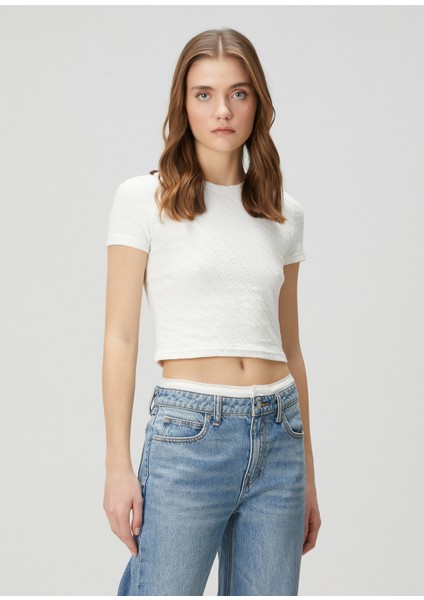 Beyaz Logolu T-Shirt