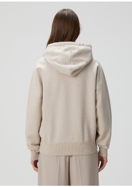 Bej Kapüşonlu Logo Nakışlı Sweatshirt