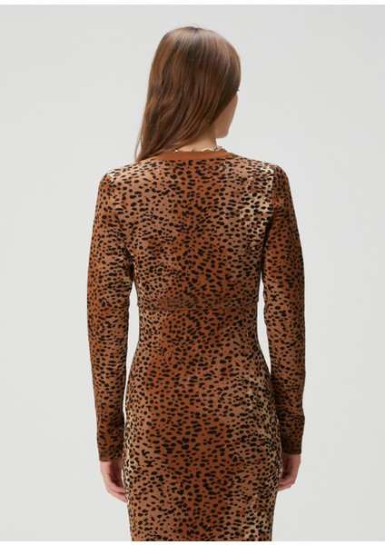 Leopar Jakarlı Crop Hırka fırsatları