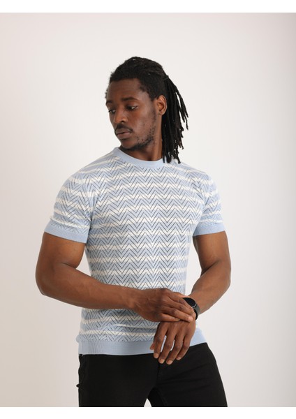 Erkek Mavi Desenli Triko Tişört – Kısa Kollu, Slim Fit fırsatları