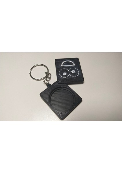 Madeni Para Anahtarlık Sahibi (Sadece Plastik Aparattır) 3D