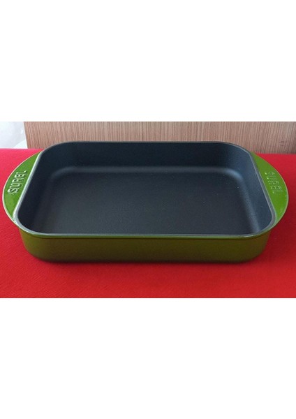 Döküm 23X31 cm Dikdörtgen Düz Tepsi Yeşil
