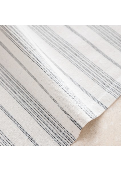 BETTY RUNNER SİYAH ÇİZGİLİ 40X130 fırsatları