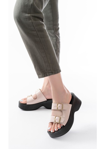 24414-574 Bej Rugan Tokalı Dolgu Topuk Kadın Terlik fiyatları