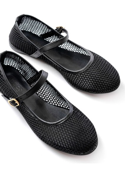 6325 Siyah Fileli Baret Toka Detaylı Günlük Kadın Babet fırsatları