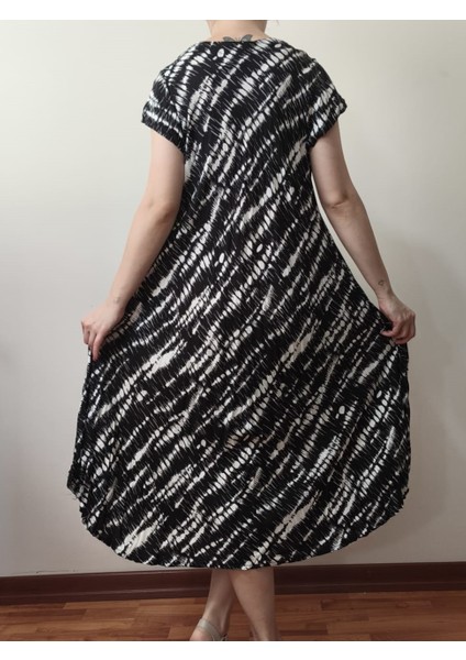 Sihirli Otantik Oversize Kadın Elbise Siyah Beyaz modelleri