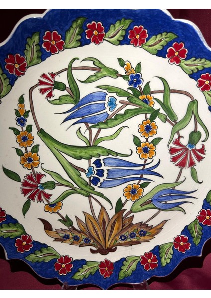 Klasik Desenli Rölyefli El Yapımı Çini Tabak modelleri