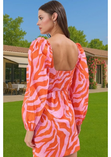 Yazlık Mini Elbise Pamuklu Soyut Desenli Cut Out Detaylı Konforlu Kesim Profesyonel Görünüm modelleri