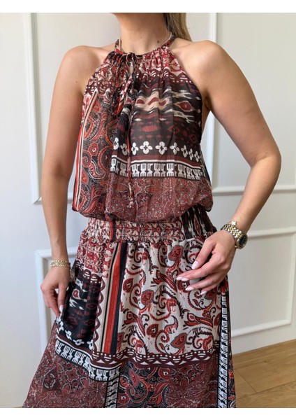 Desenli Metalik Elbise