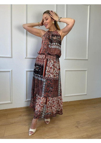 Desenli Metalik Elbise fırsatları