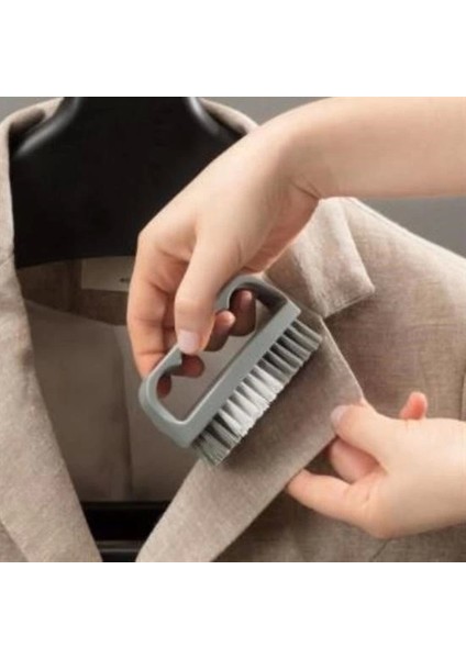 Bfs Tutamaçlı Plastik Pratik Tırnak ve Kıyafet Yaka Temizlik Fırçası- TP-113