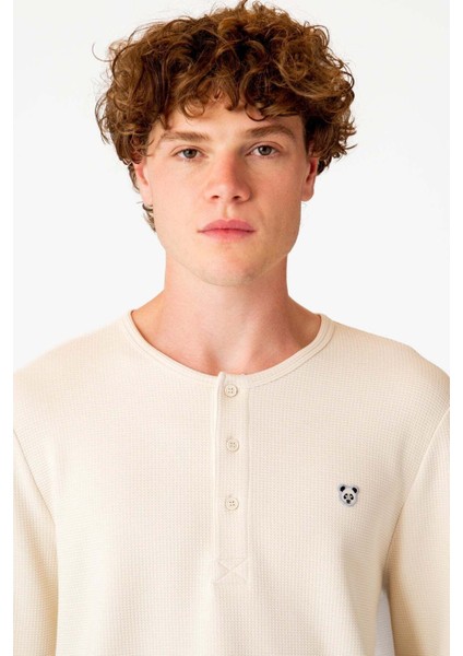 Panda Waffle Uzunkollu T-Shirt - Ekru modelleri