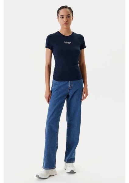 Kadın Slim Fit Logolu T-Shirt - Lacivert modelleri