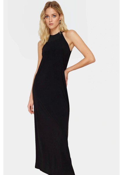 Halter Yaka Maxi Elbise Örme Kumaş Çiçekli Desen Rahat Kalıp Konforlu Kesim ve Şık modelleri