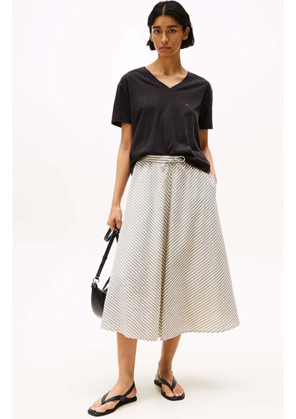 Kadın Slub Crop V-Yaka Kısa Kol T-Shirt - Siyah fiyatları