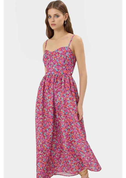 Pamuklu Dokuma Midi Elbise A Kesim Kalp Yaka Çiçekli Desen Yazlık Yüksek Kalite Günlük Kullanım Için modelleri