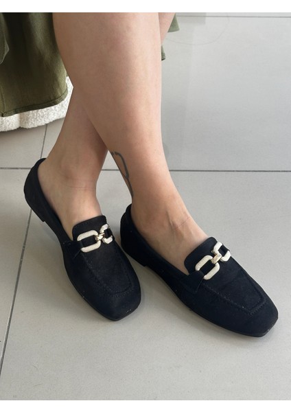 Siyah Süet Görünümlü Zincir Tokalı Loafer