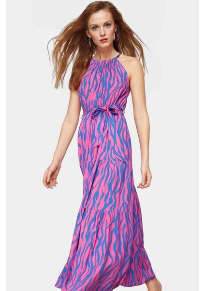 Kolsuz Halter Yaka Çok A Line Maxi Elbise Yaz Için Şık ve Rahat Modern Stil Yüksek Kalite