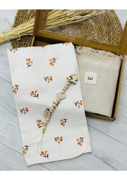 Incibaby Müslin Battaniye ve Pamuk Battaniye + Emzik Askısı (Kutulu)