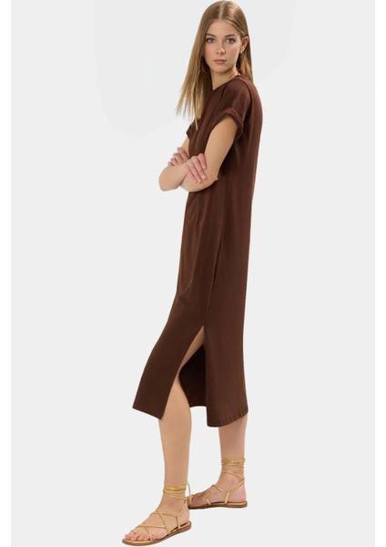 Yazlık %pamuk Midi Elbise Eskitme Efektli ve Yırtmaçlı Konforlu Kesim Modern Stil