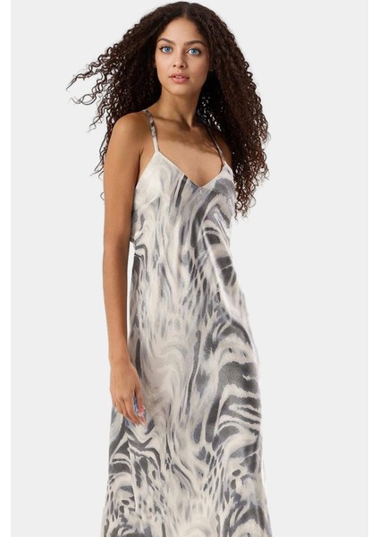 Soyut Desenli Kolsuz Saten Elbise Polyester Midi Boy Düz Kesim Rahat ve Şık Premium Kalite modelleri