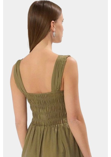 Cool & Comfort Elbise Polyester Midi Boy Gipeli Detay Seçkin Malzeme Konforlu Kesim fiyatları