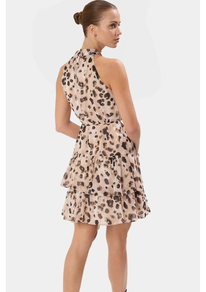 Rahat Mini Elbise Halter Yaka Belden Açılan Etek Dokuma Kumaş Günlük Şık Kaliteli Işçilik modelleri