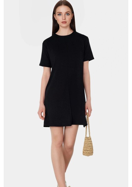 Nefes Alan Pamuklu Mini Elbise Örme Kumaş Bisiklet Yaka Rahat Kalıp Modern Stil Dayanıklı Malzeme