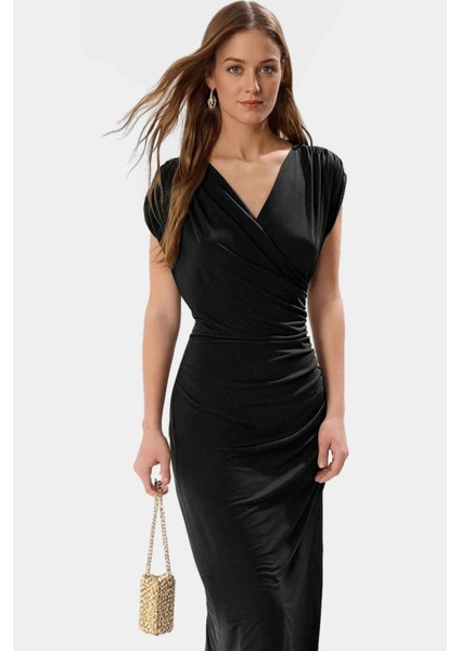 Yazlık Midi Elbise Nefes Alan Örme Kumaş Bodycon Kalıp Kruvaze Rahat ve Şık Görünüm